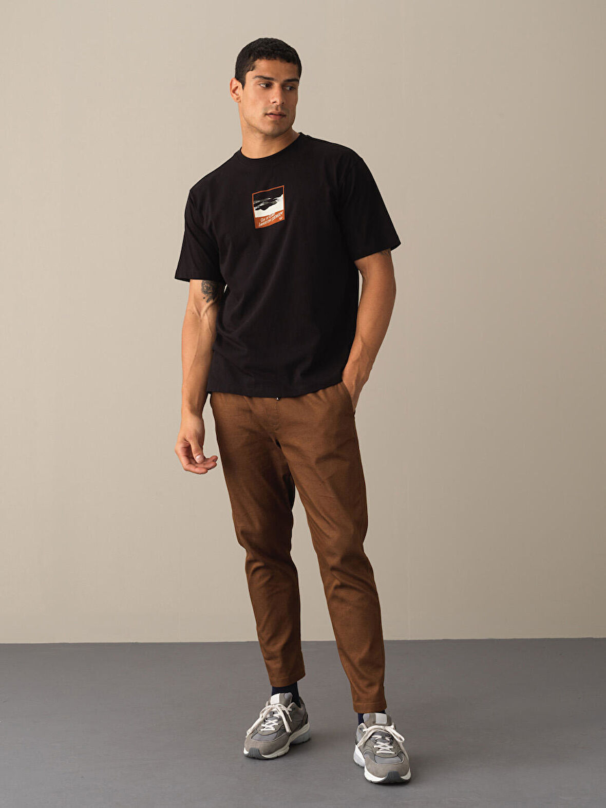 Xint Siyah Oversize Baskılı Tişört