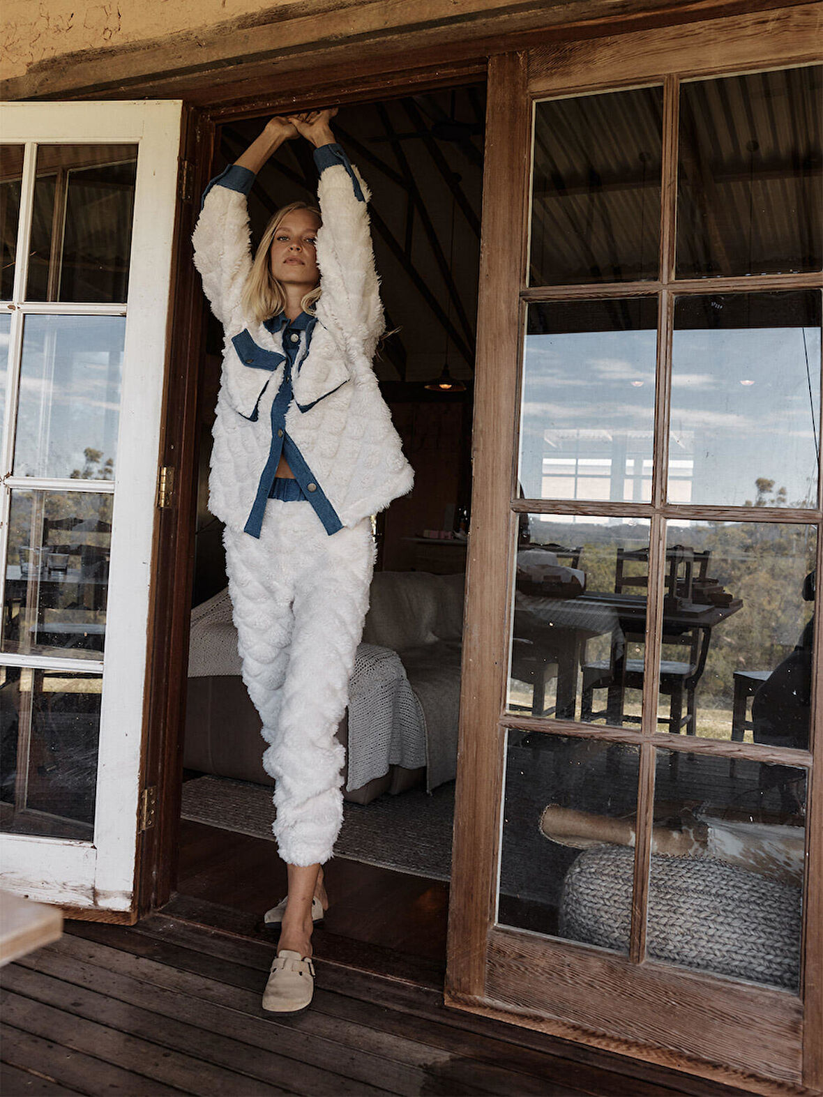 Xint Beyaz Oversize Cepli Kuzu Pantolon