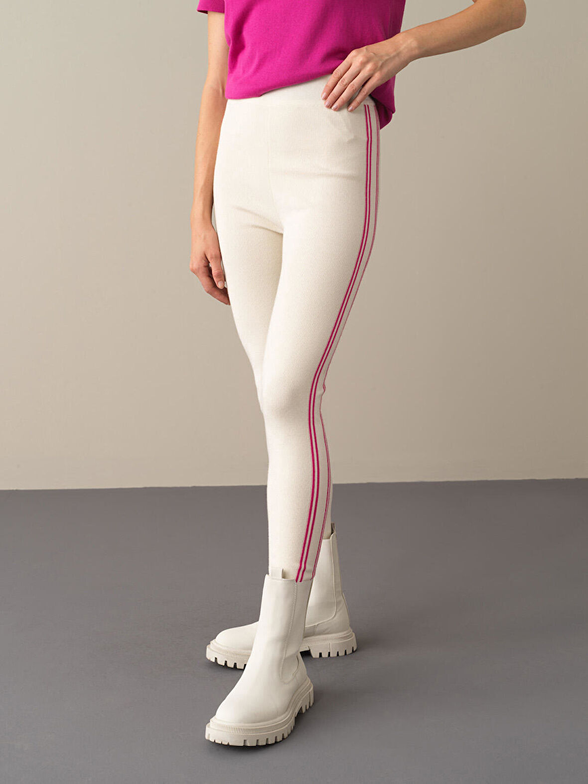 Xint Ekru Esnek Dokulu Yüksek Bel Slim Fit Triko Tayt