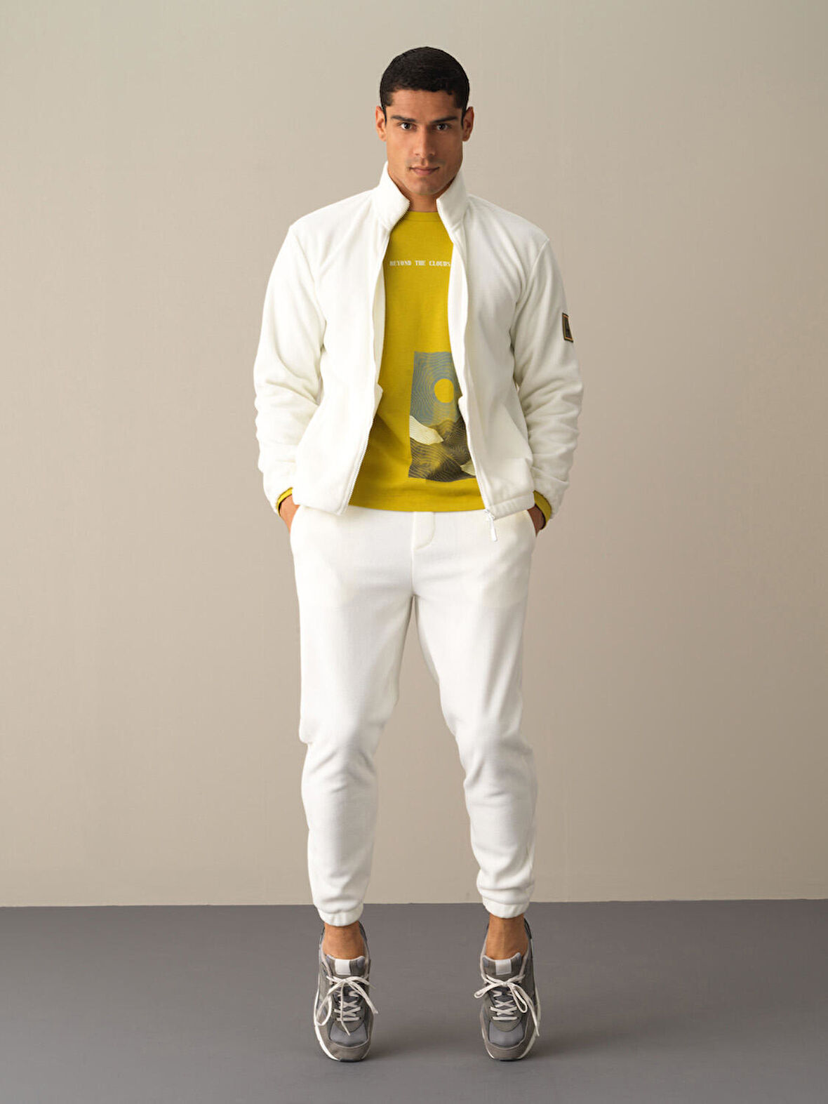 Xint Beyaz Regular Fit Polar Sweatmont