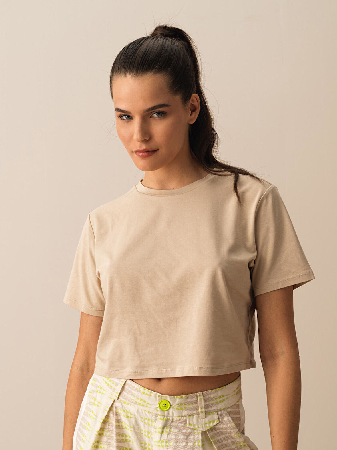 Taş Rengi Regular Fit Pamuklu Tişört