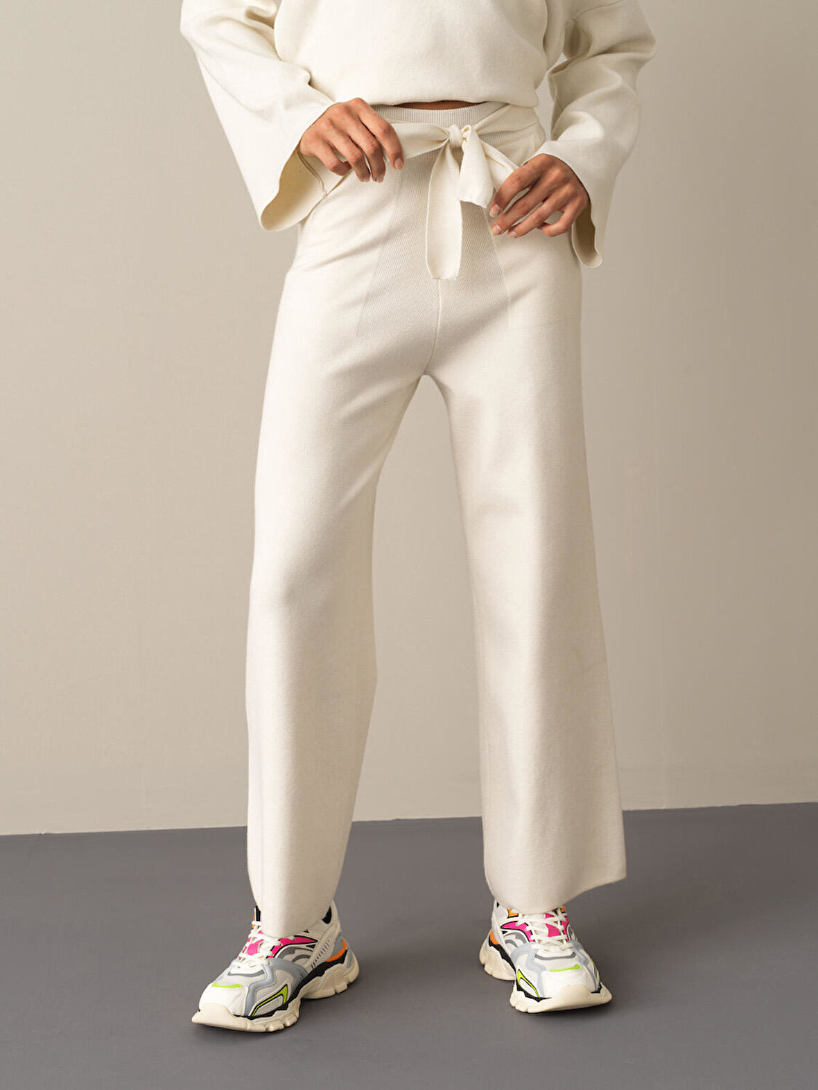 Xint Ekru Regular Fit Triko Pantolon