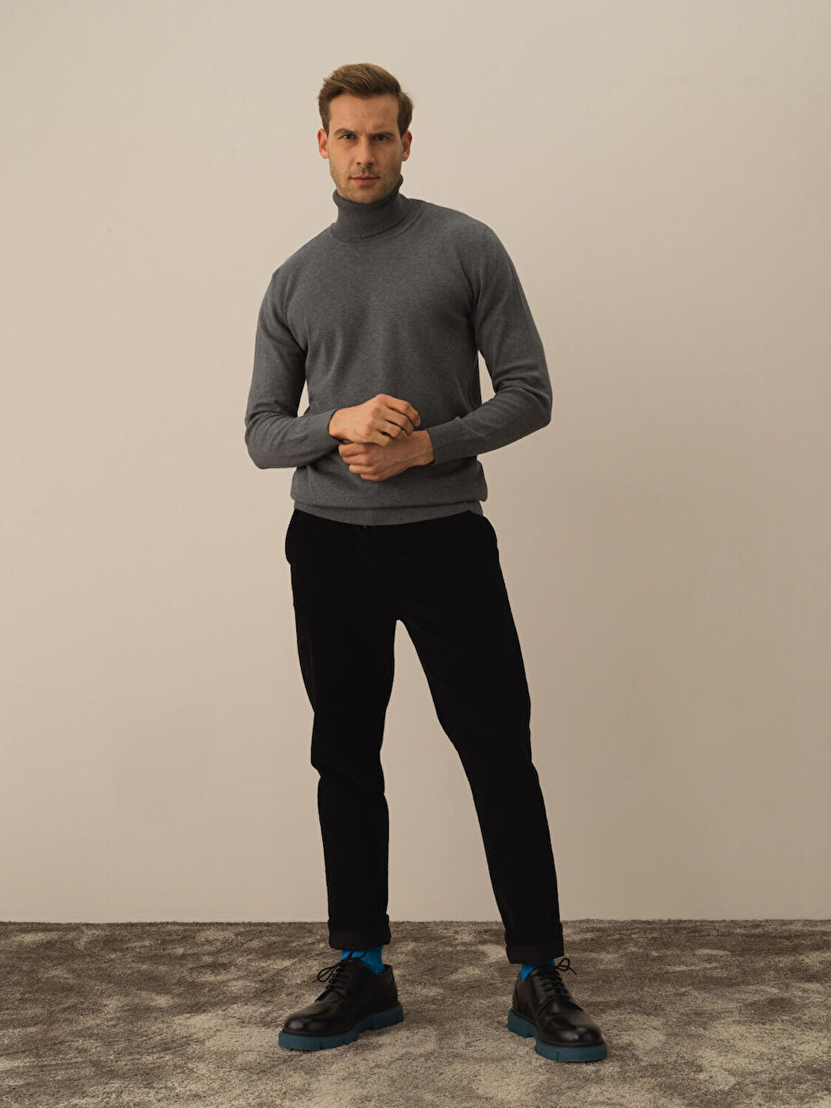 Xint Koyu Gri Dokulu Pamuk Dokulu Regular Fit Kazak