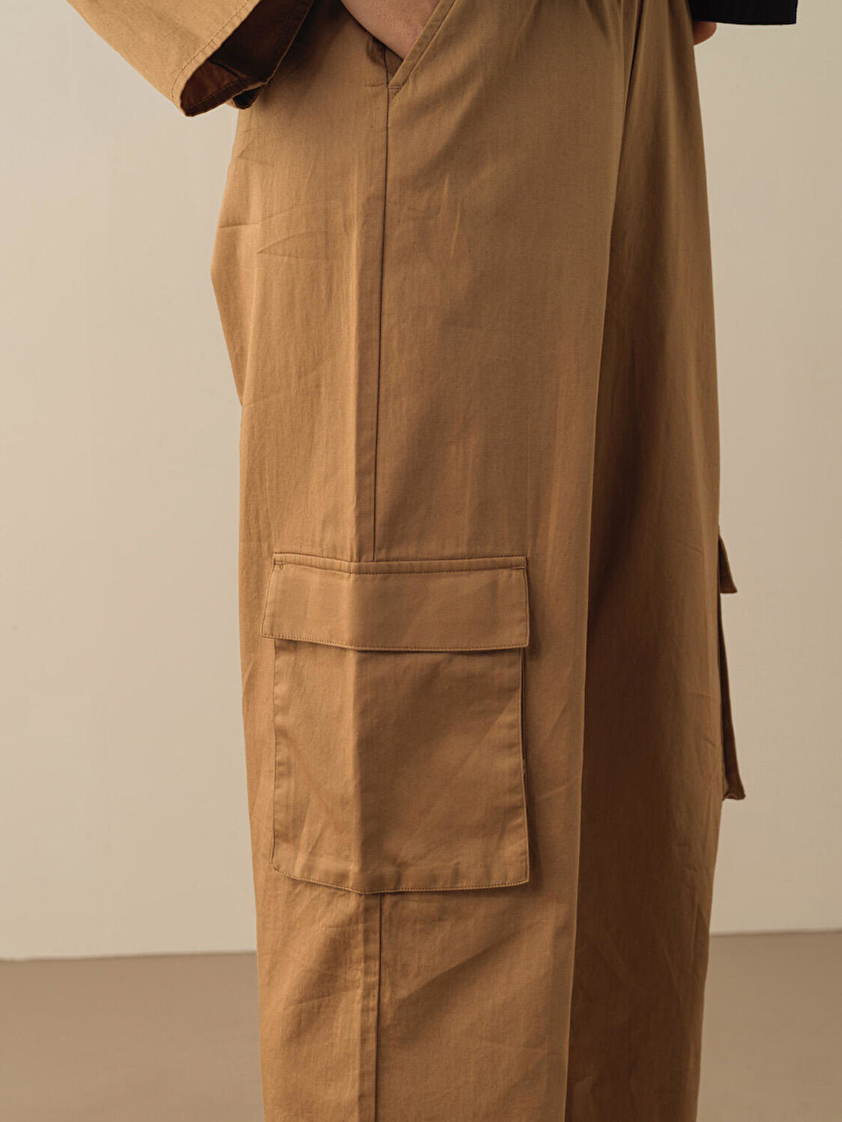 Taş Rengi Regular Fit Pamuklu Pantolon