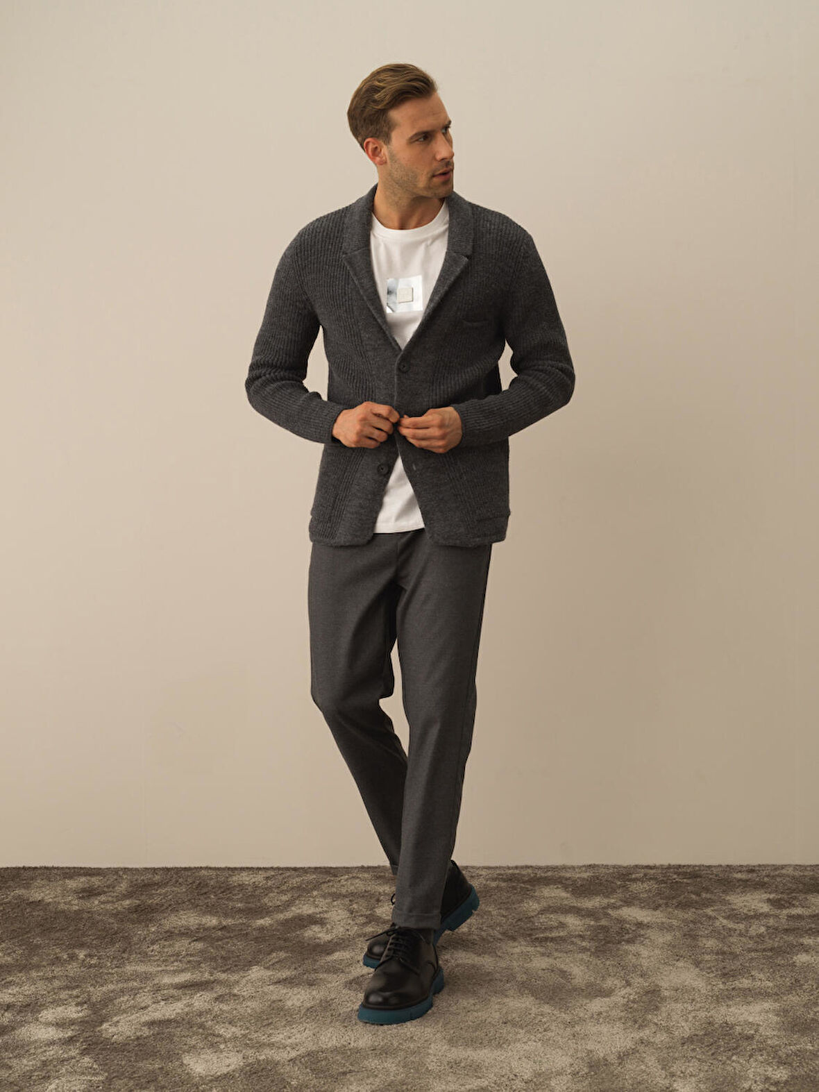 Xint Koyu Gri Dokulu Doğal Yün Dokulu Regular Fit Triko Ceket