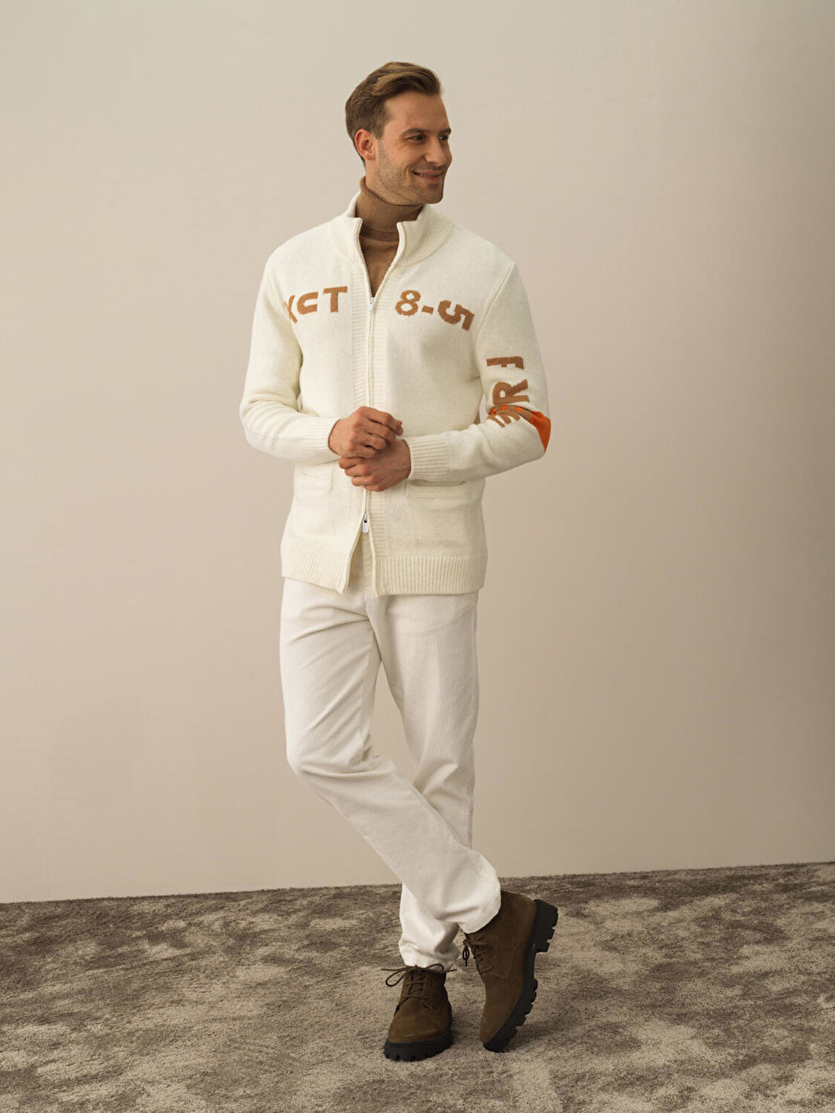 Xint Ekru Doğal Yün Dokulu Regular Fit Hırka