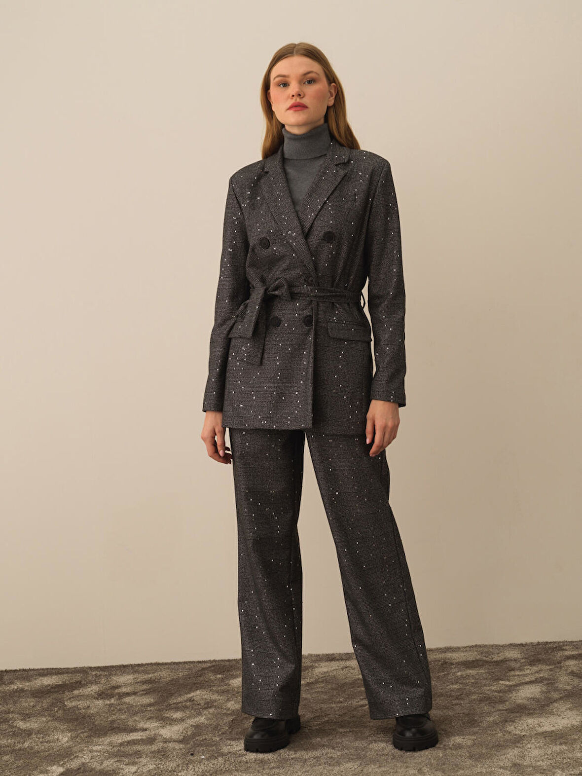 Xint Siyah Esnek Dokulu Regular Fit Ceket