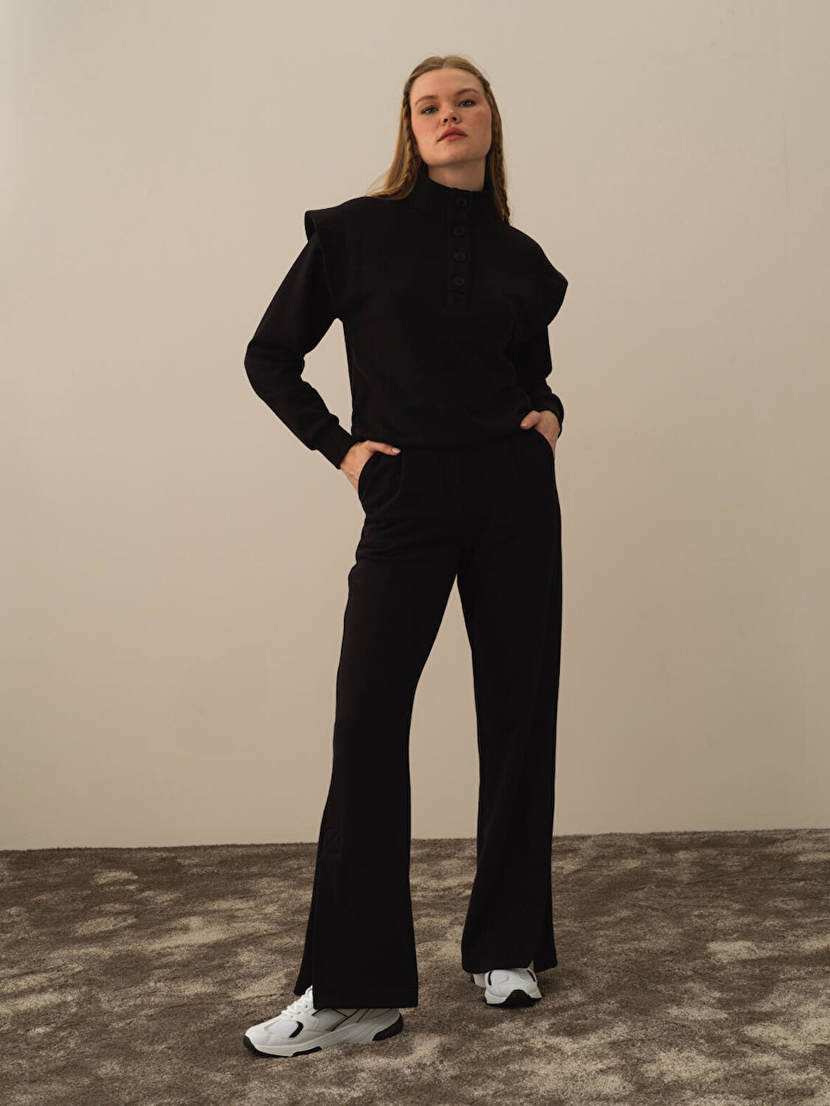 Xint Siyah Pamuk Dokulu Regular Fit Sweat Pantolon