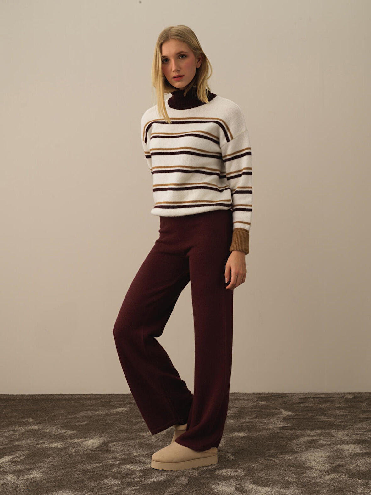 Xint Bordo Doğal Yün Dokulu Regular Fit Pantolon