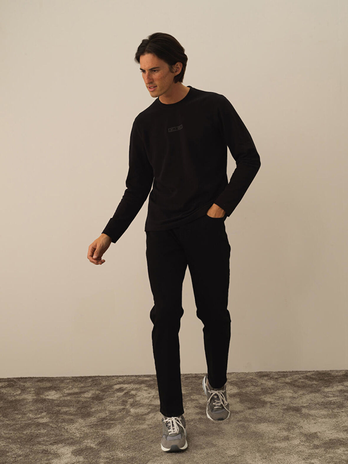 Xint Siyah Pamuk Dokulu Regular Fit Uzun Kollu Tişört