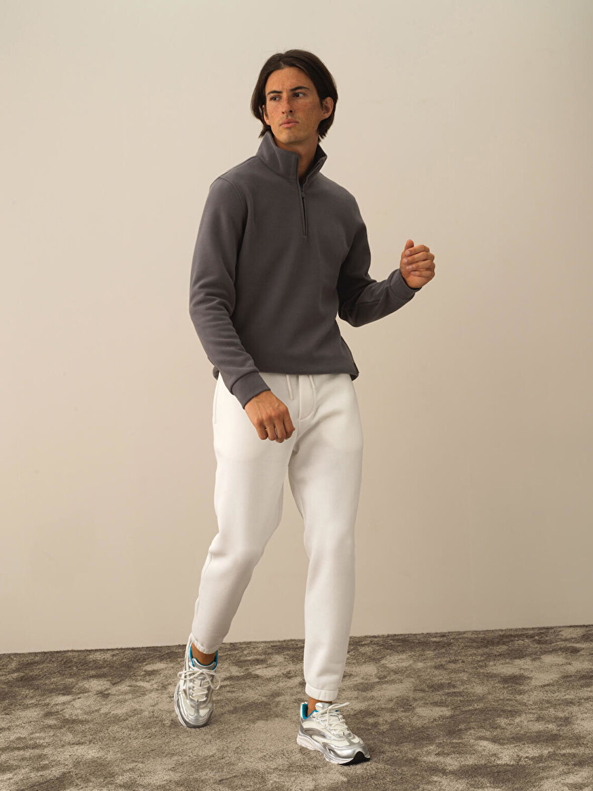 Xint Kırık Beyaz Pamuk Dokulu Regular Fit Sweat Pantolon