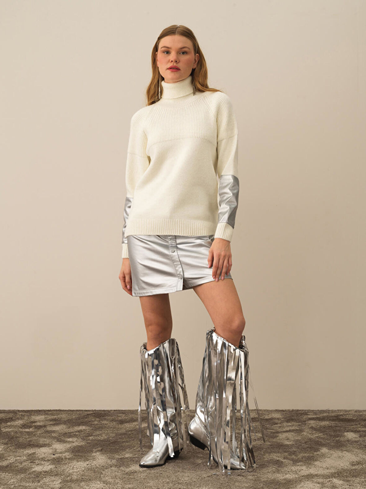 Xint Ekru Doğal Yün Dokulu Regular Fit Kazak