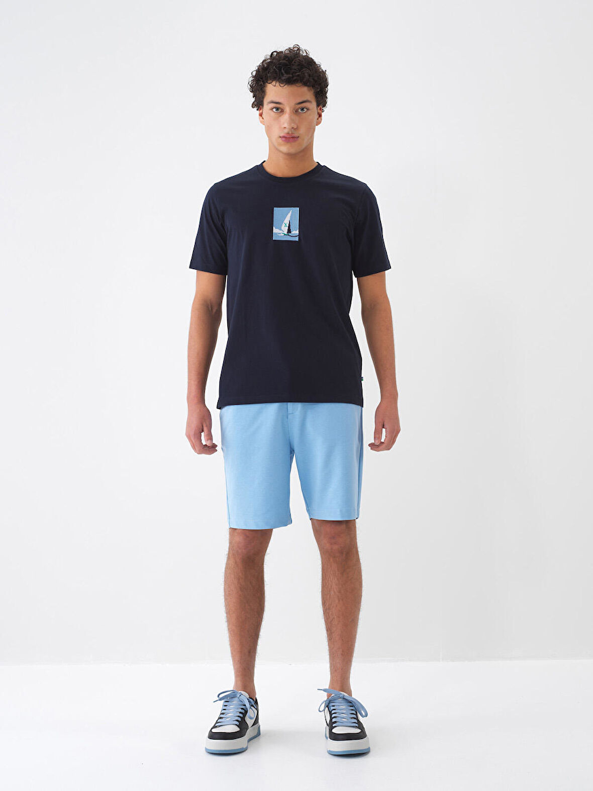 Mavi Regular Fit Pamuklu Şort