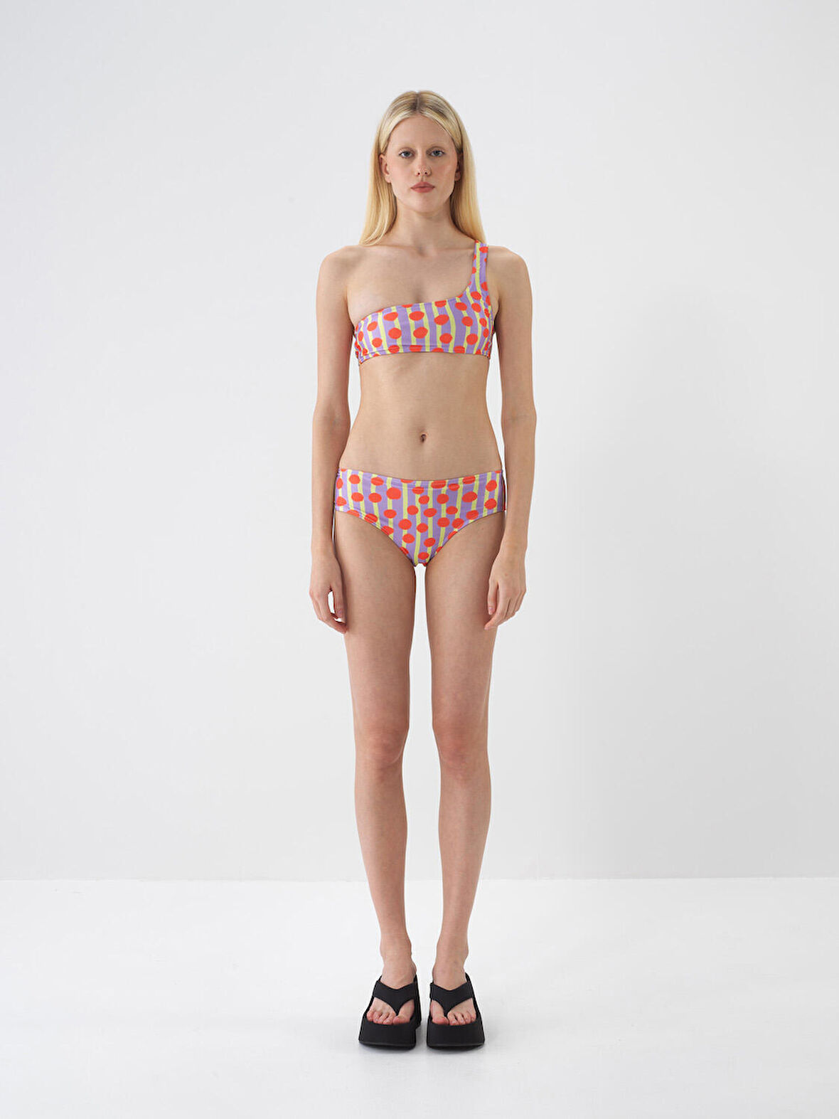 Nar Çiçeği Slim Fit  Bikini Üst