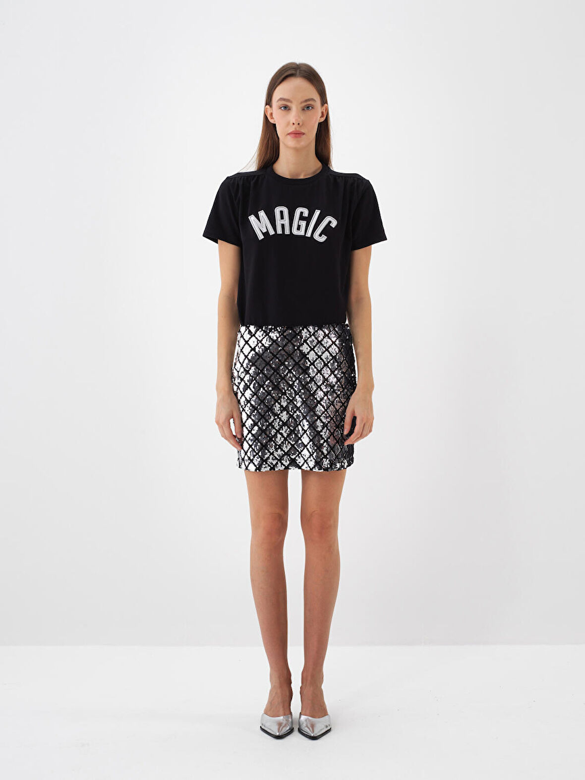 Xint Siyah Pamuk Dokulu Regular Fit Tişört