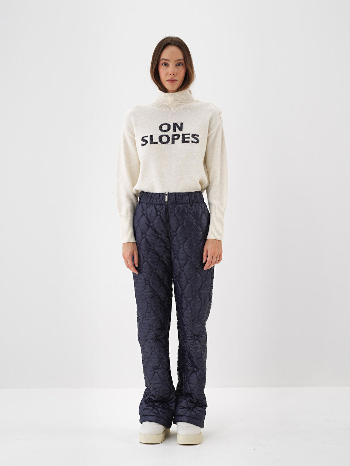 Xint Ekru Doğal Yün Dokulu Oversize Kazak