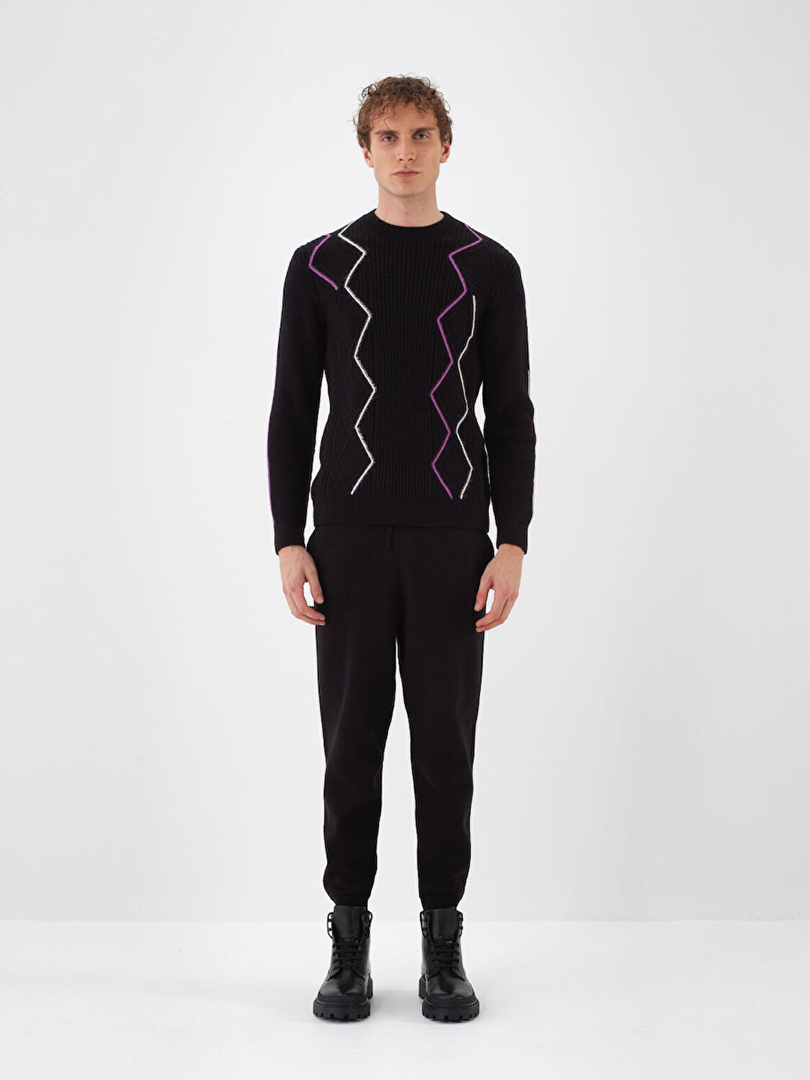 Xint Siyah Doğal Yün Dokulu Regular Fit Kazak