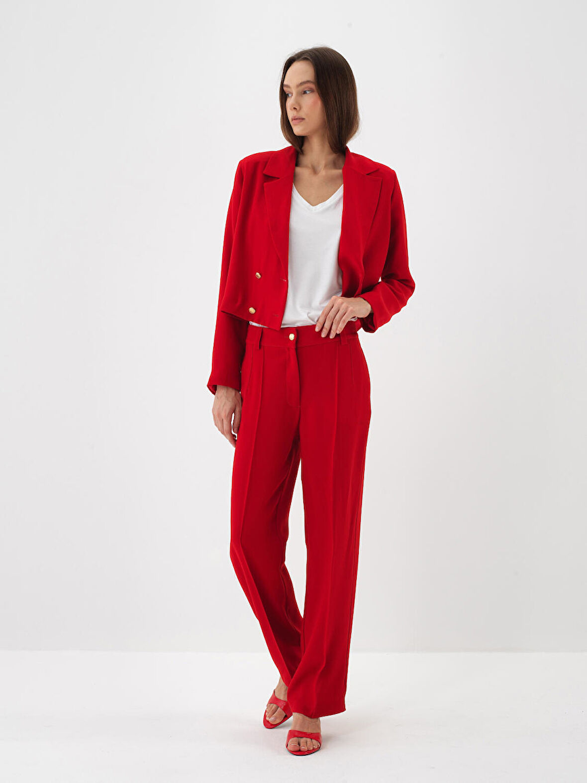Xint Kırmızı Formunu Koruyan Regular Fit Pantolon