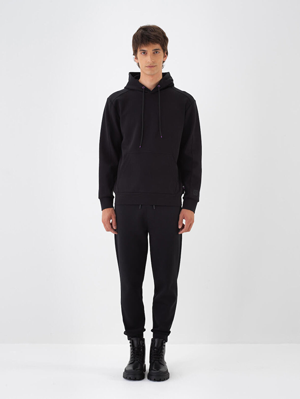 Xint Siyah Pamuk Dokulu Regular Fit Sweatshirt