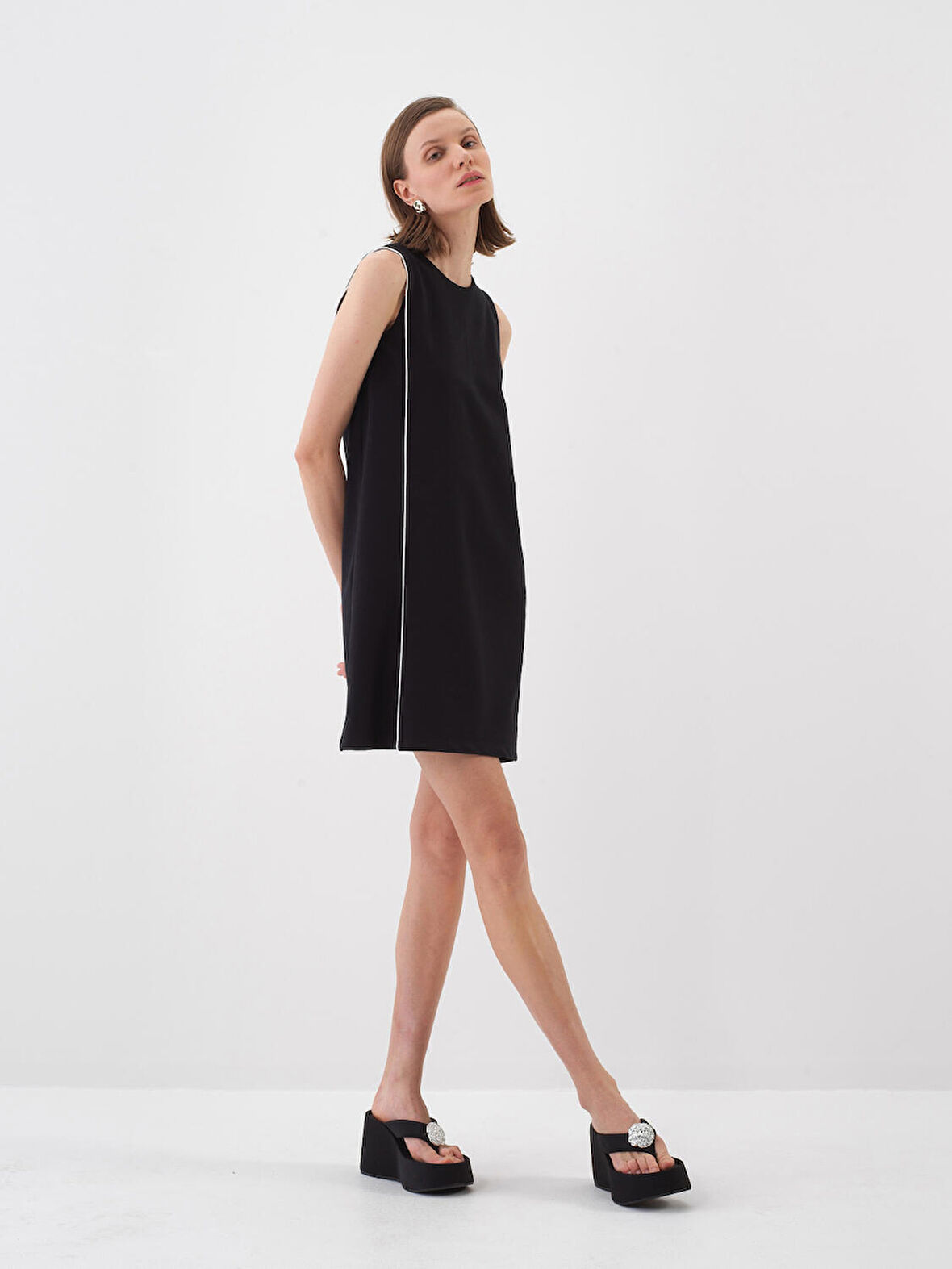 Siyah Oversize Pamuklu Elbise