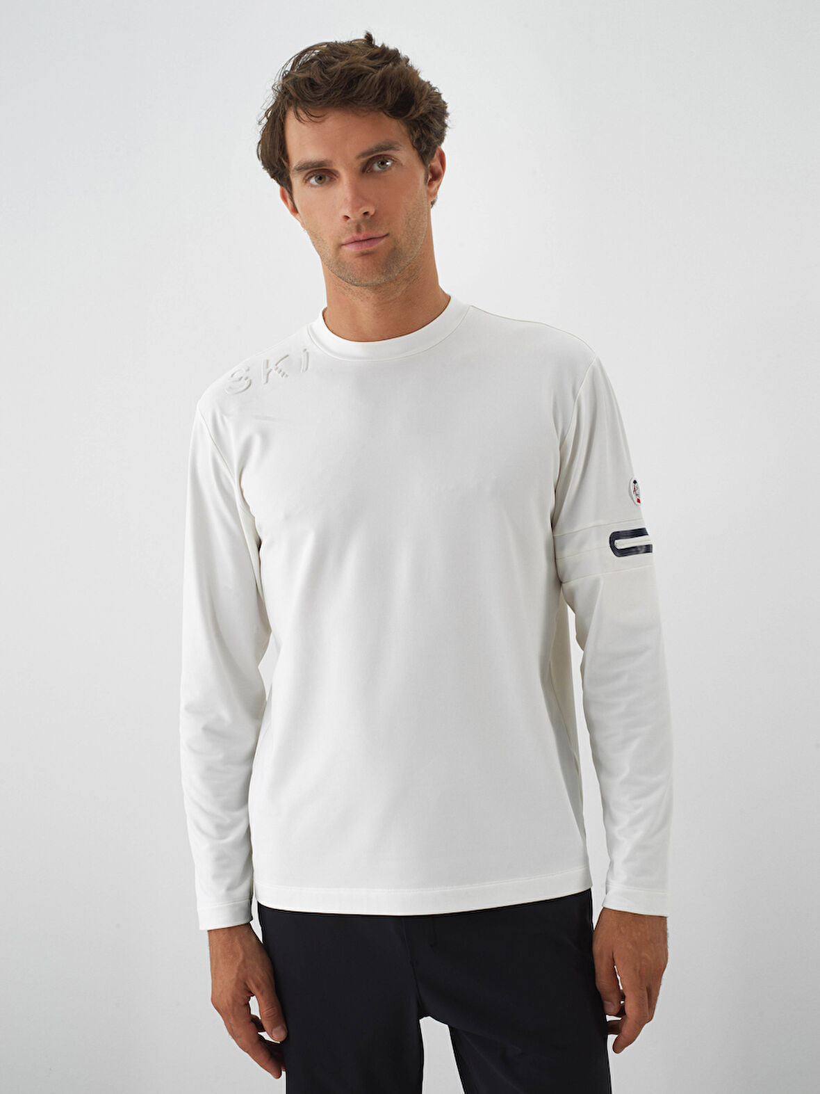 Xint Ekru Esnek Dokulu Regular Fit Uzun Kollu Tişört