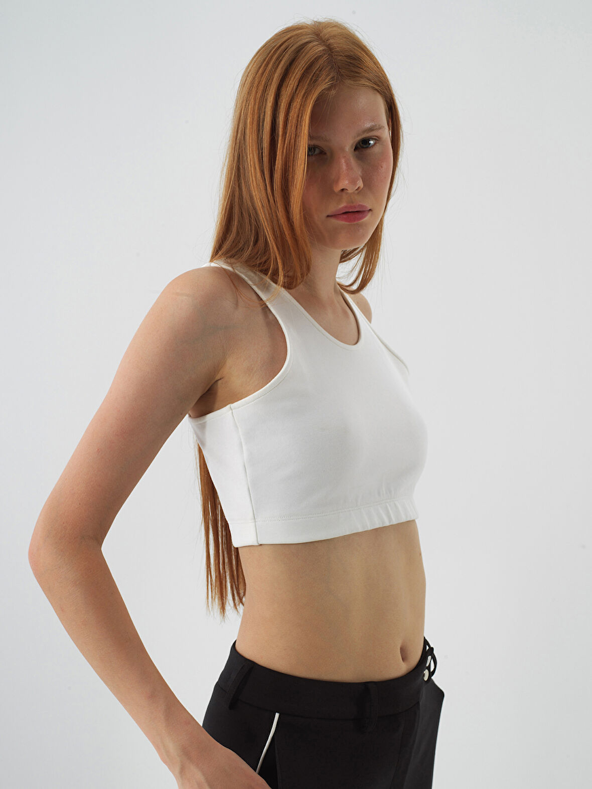 Xint Ekru Pamuk Dokulu Regular Fit Crop