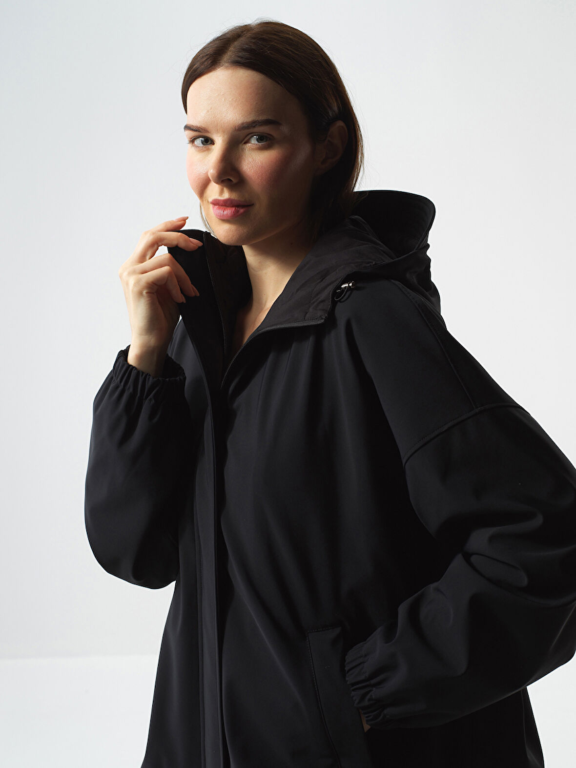 Xint Siyah Esnek Dokulu Oversize Mont