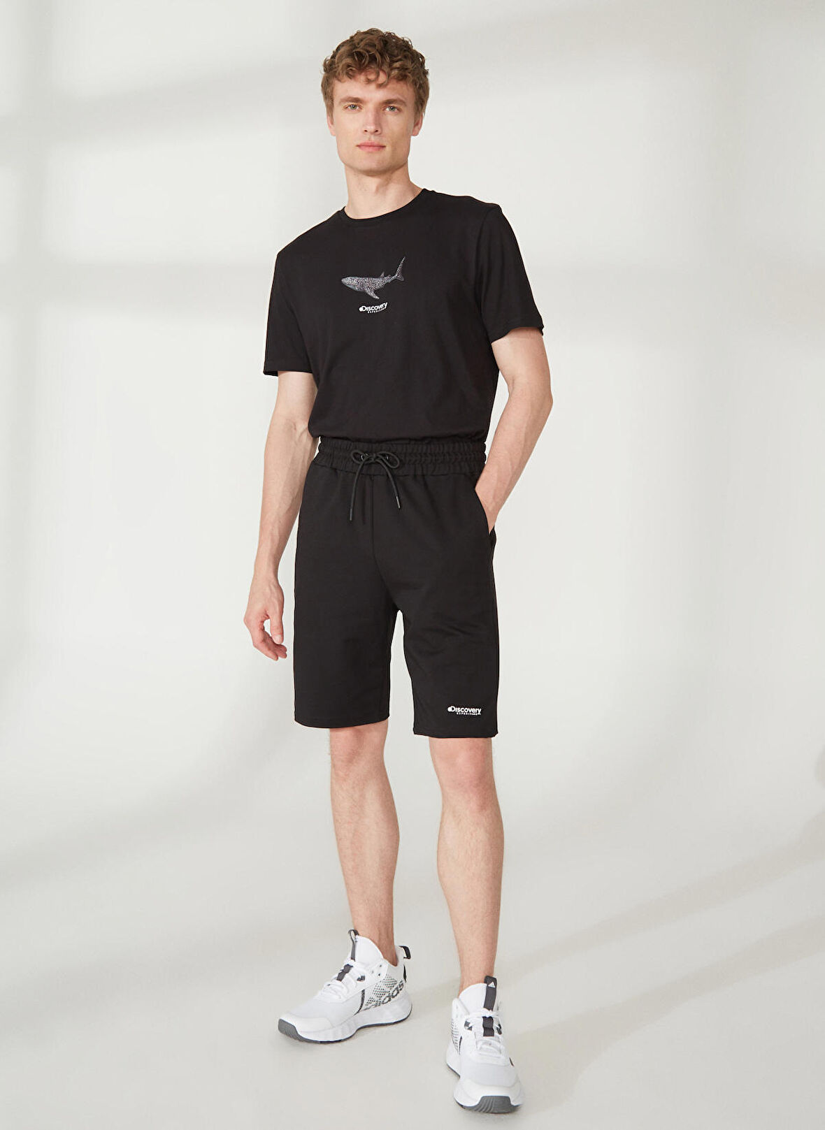 Discovery Expedition Siyah Erkek Baskılı Sweat Şort DESTI