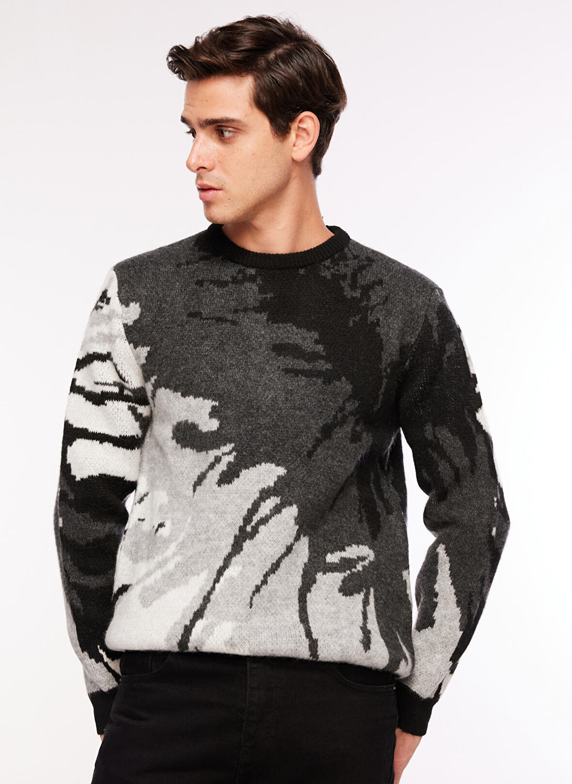 Fabrika Bisiklet Yaka Relaxed Jakarlı Siyah Erkek Kazak F3WM-KZK150