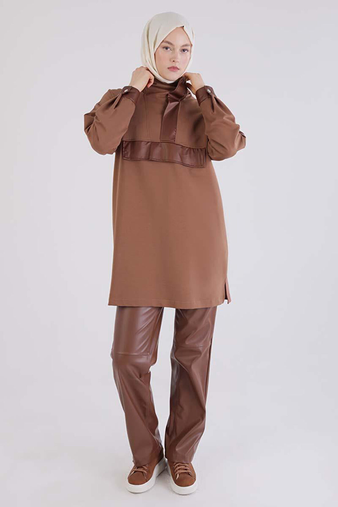 Kahve-Deri Garnili Kapüşonlu Sweat Tunik