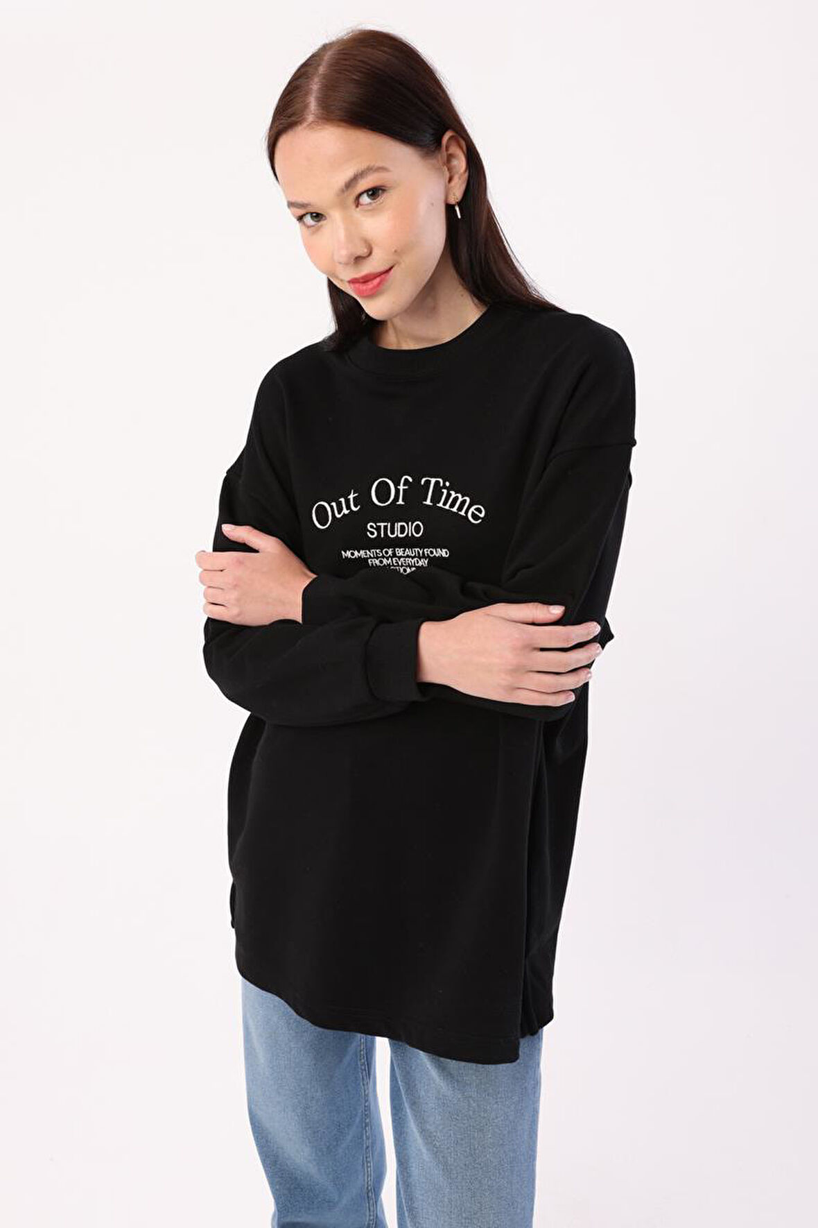 Siyah-Oversize Nakışlı Sweatshirt