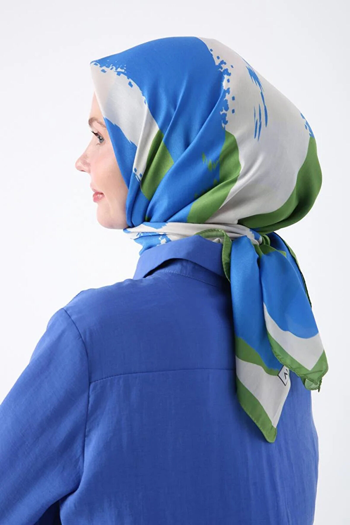 Yeşil-Bej-Desenli Pamuk Lucia Eşarp