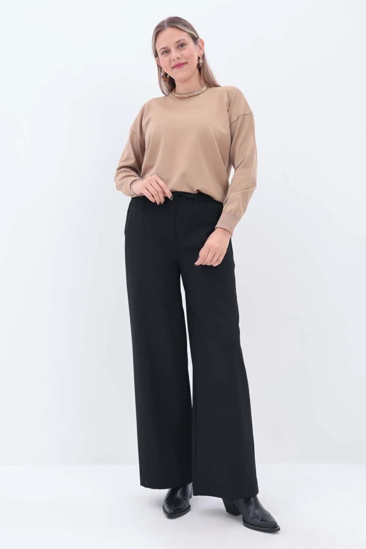 Siyah-Beli Lastikli Kordonlu Pantolon