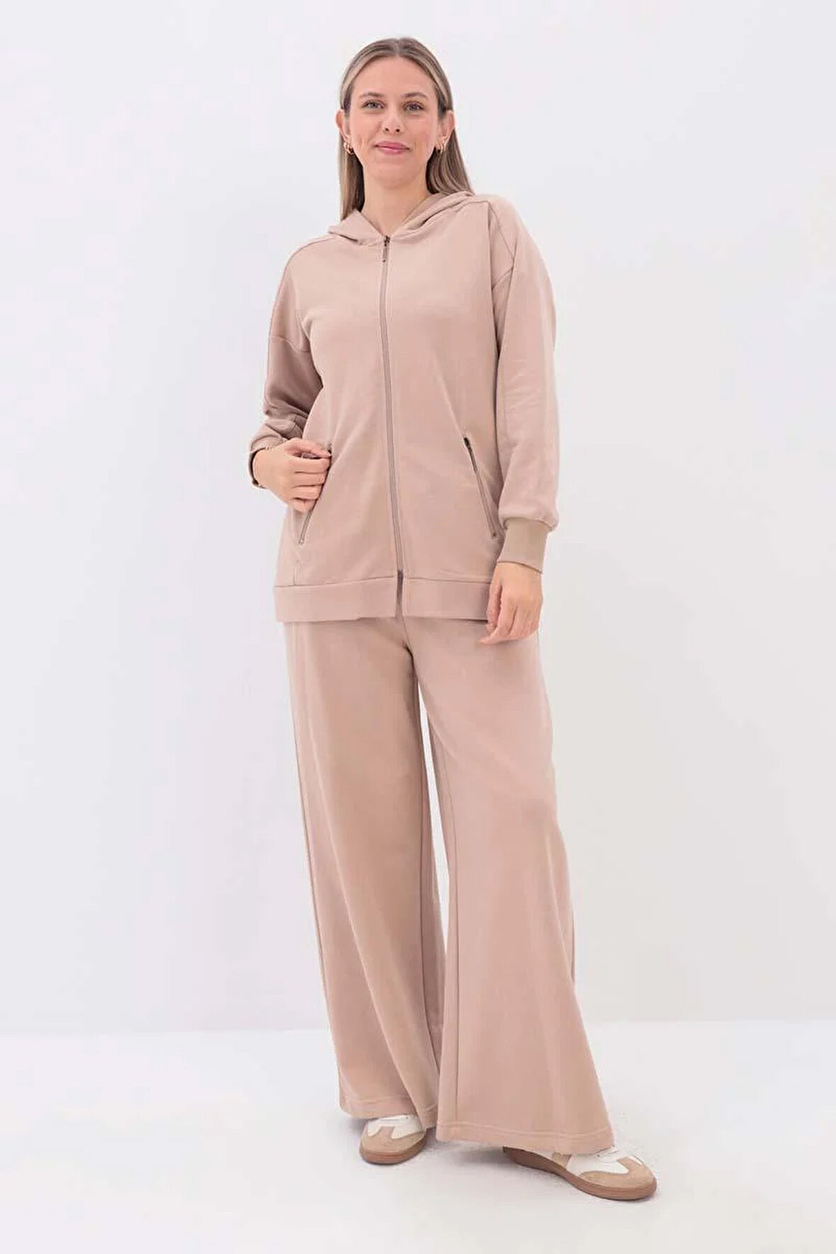 Bej-CEP FERMUAR DETAYLI EŞOFMAN TAKIMI