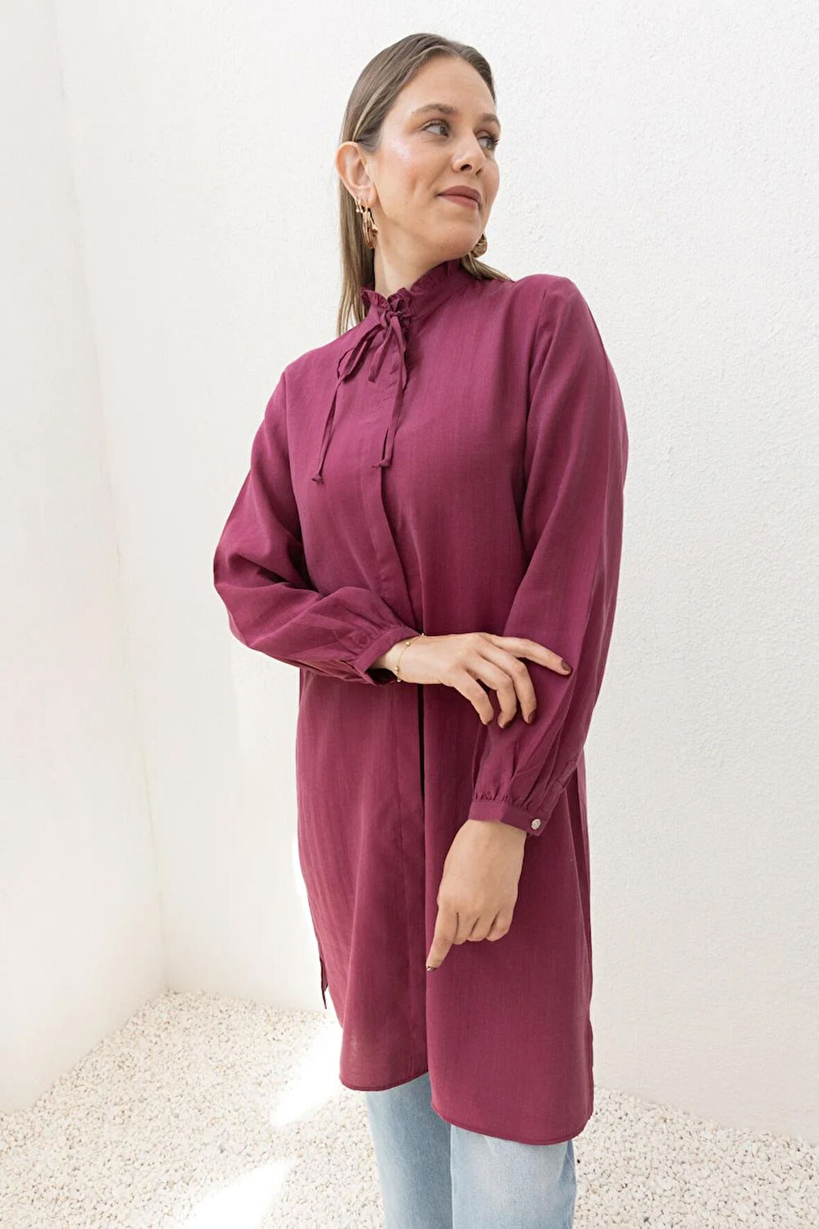 Vişne-Yakası Fırfırlı Bağcıklı Uzun Gömlek