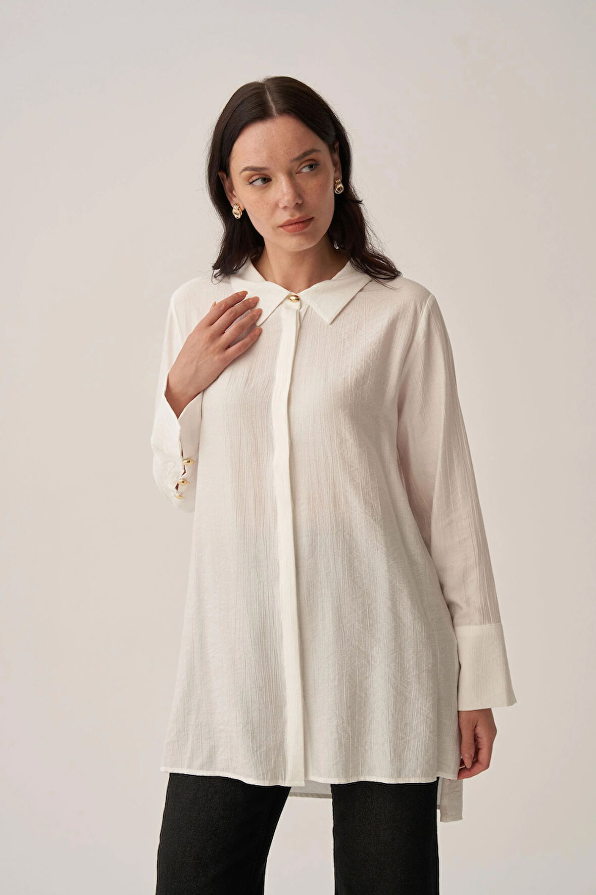 Beyaz-Kırışık Efektli Şık Poplin Gömlek