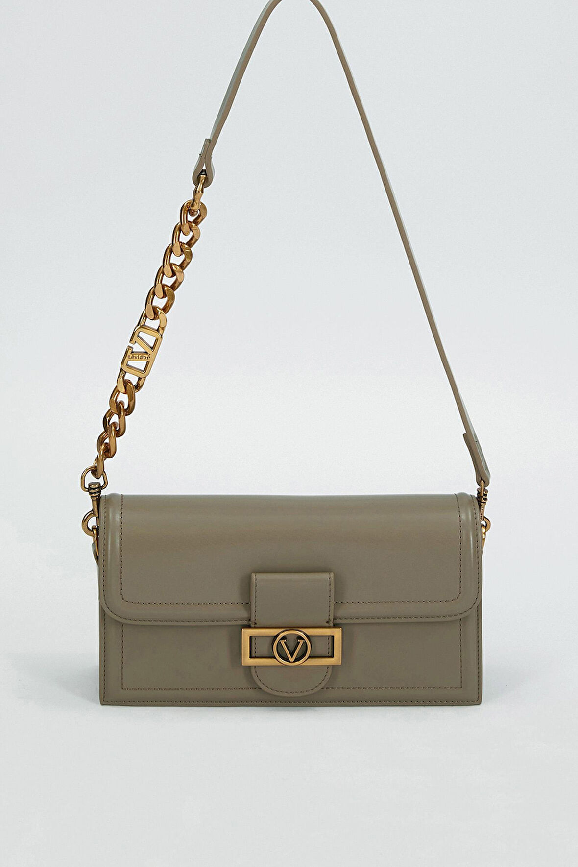 Kapaklı Logo ve Zincir Detaylı Kadın Şık Omuz Çantası LV930239 Gri