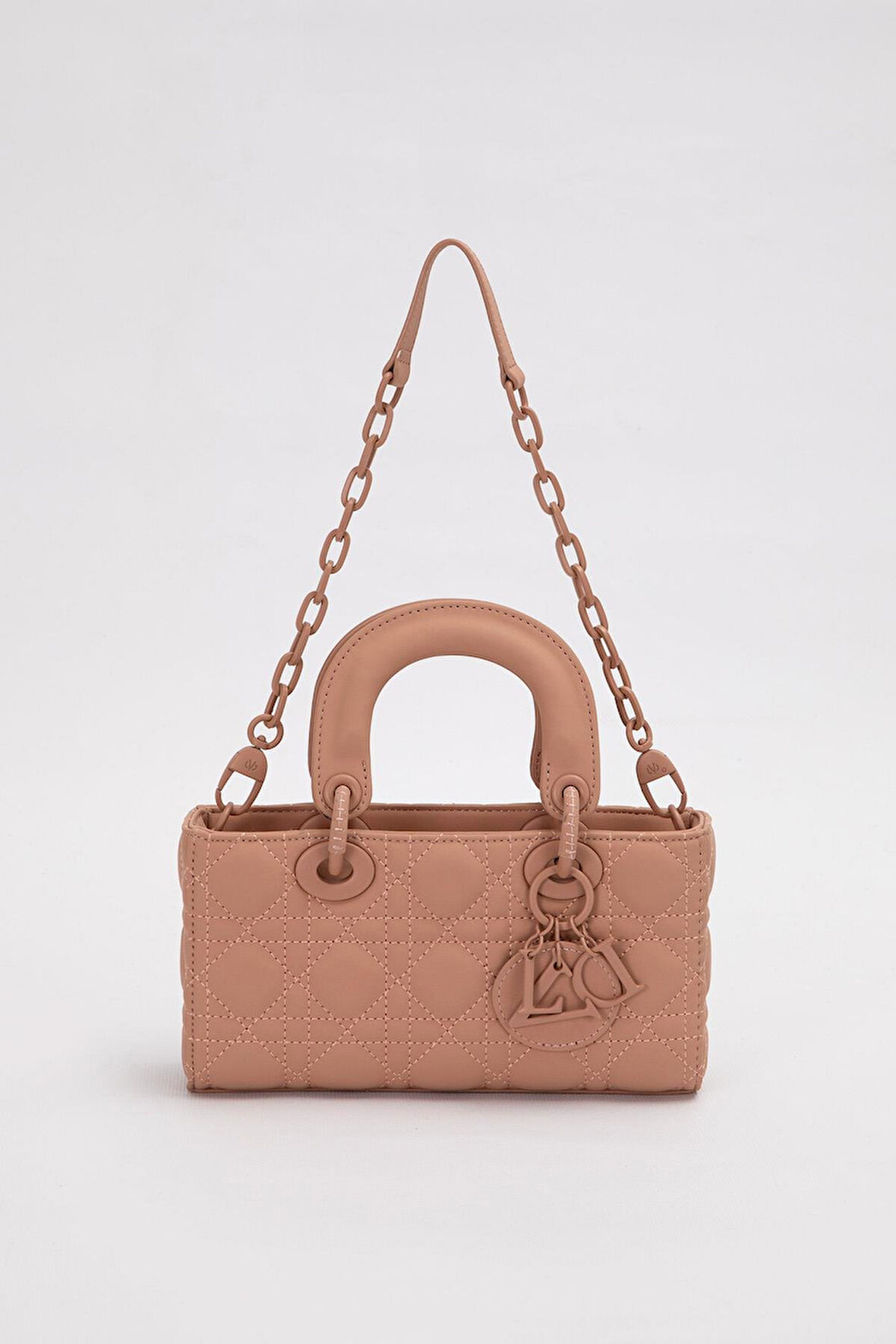 Pembe Zincir Aksesuarlı Kapitone El Çantası