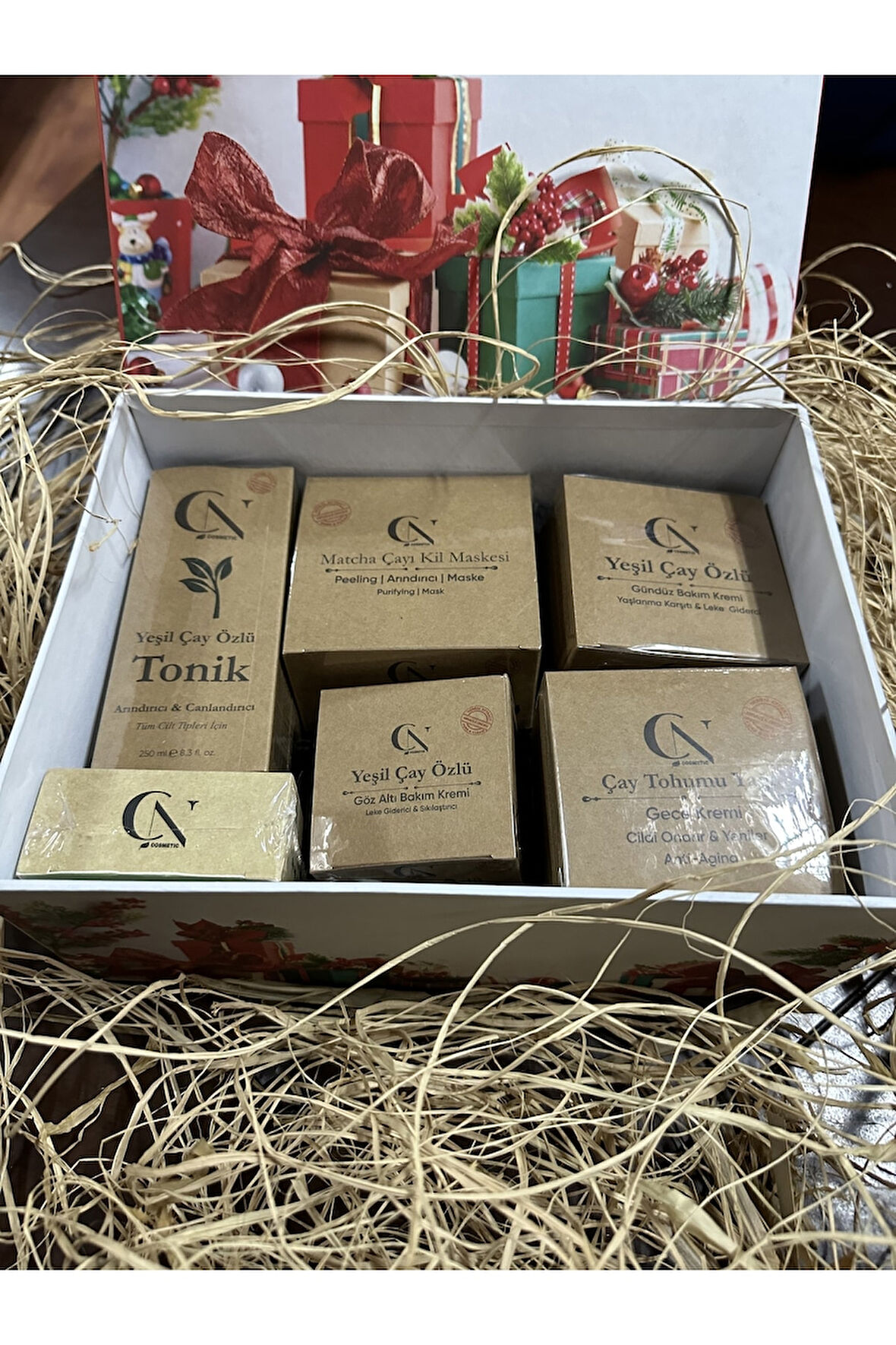 Yeşil Çay Ve Çay Tohumu Yağlı Kozmetik Ürünler Seti