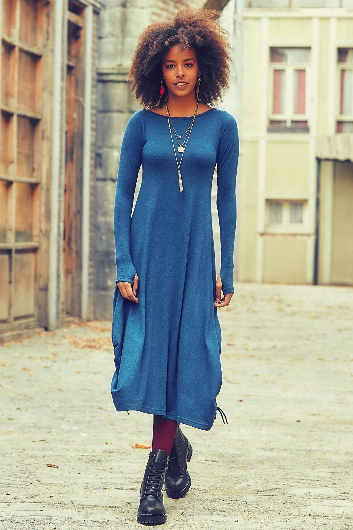 Kayık Yaka Parmak Geçmeli Kışlık Elbise