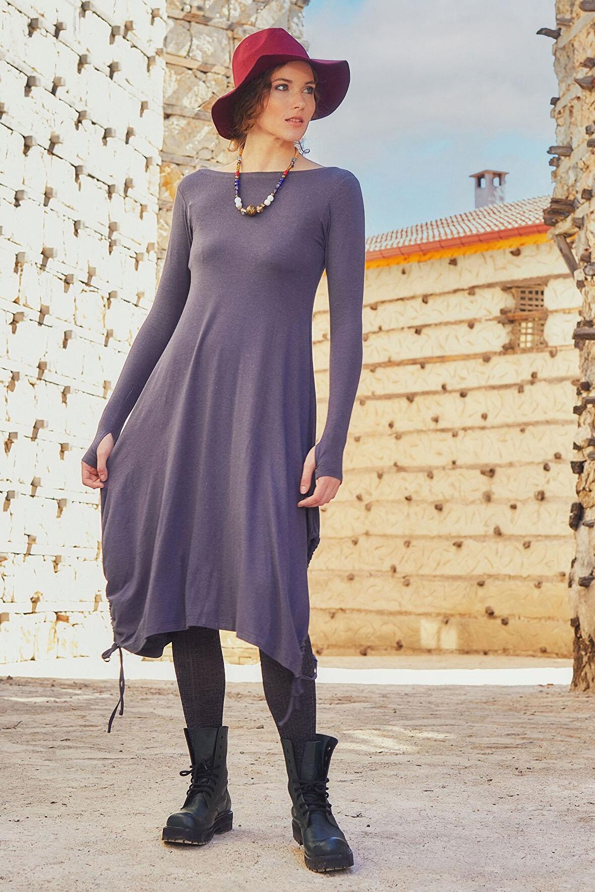 Kayık Yaka Parmak Geçmeli Kışlık Elbise