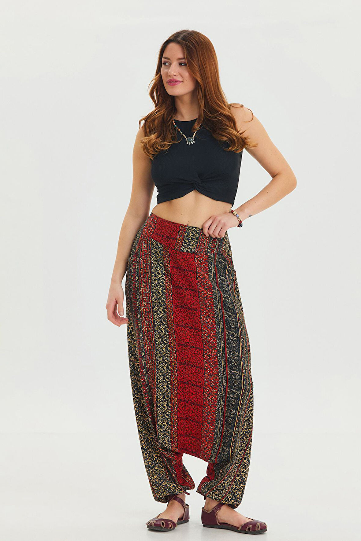 Cep Detaylı Pacası Bağcıklı Etnik Pantolon