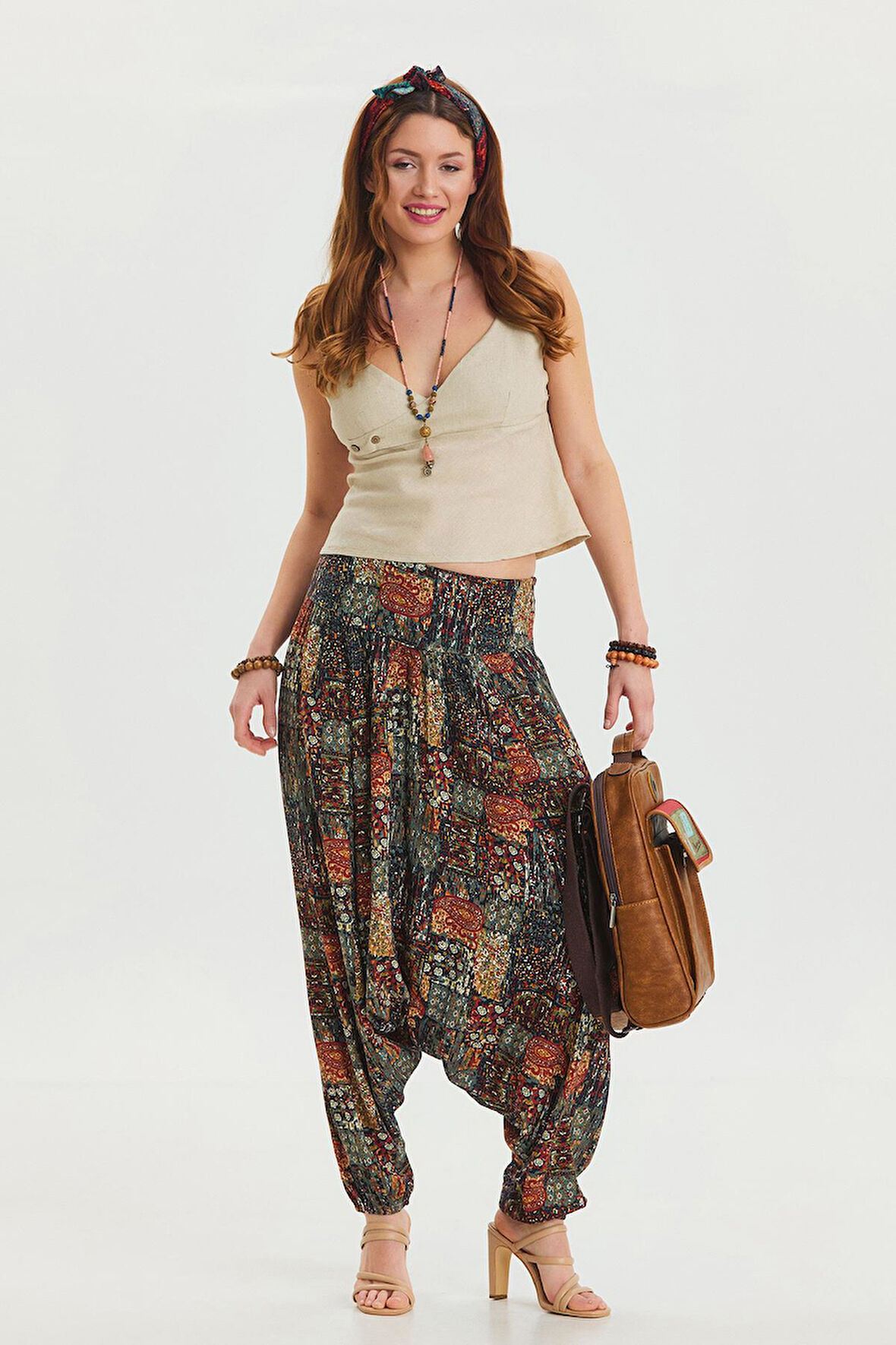 Gipe Detaylı Pacası Lastikli Cepli Kadın Şalvar