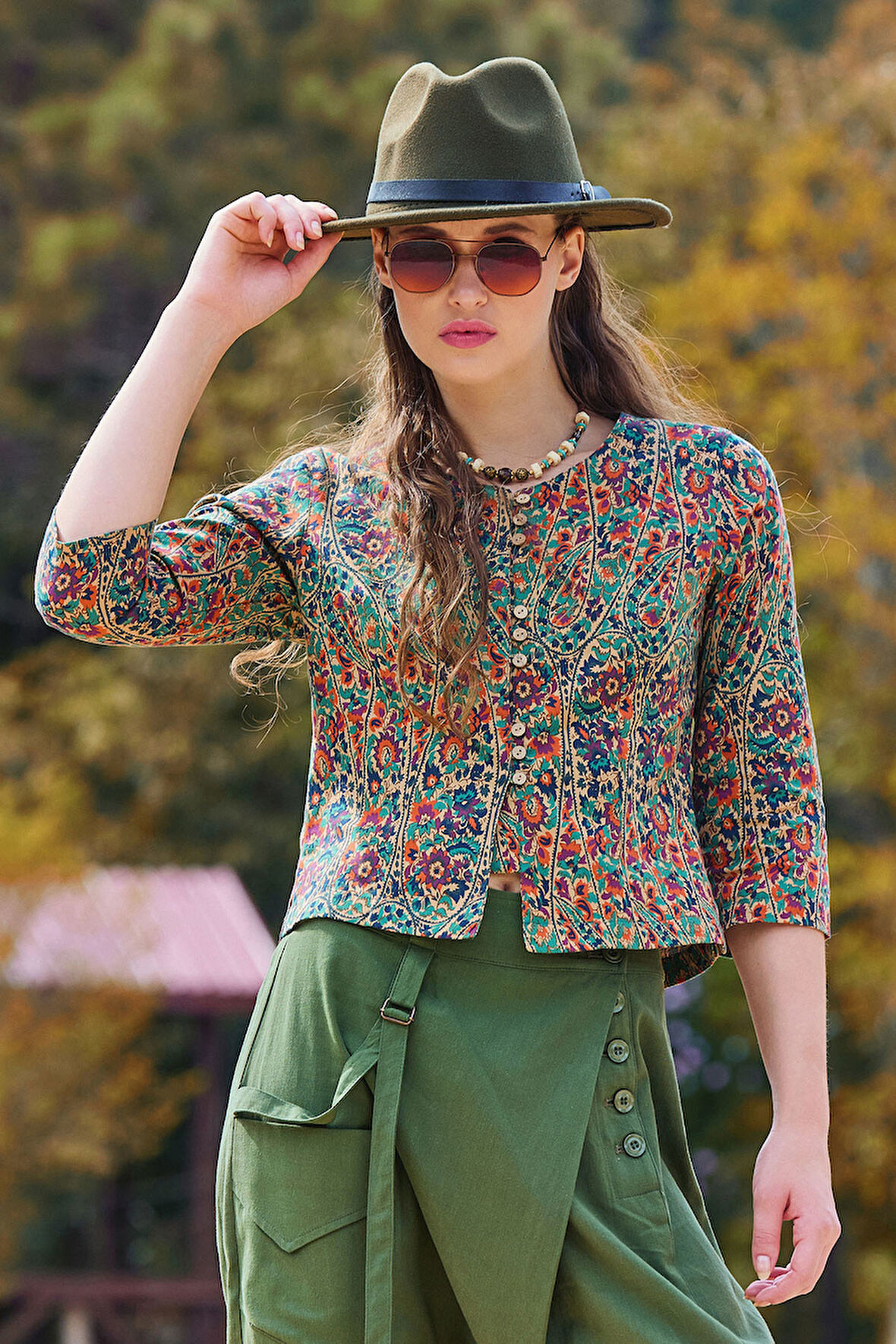 Bisiklet Yaka Yarım Kollu Düğme Detaylı Kışlık Bluz