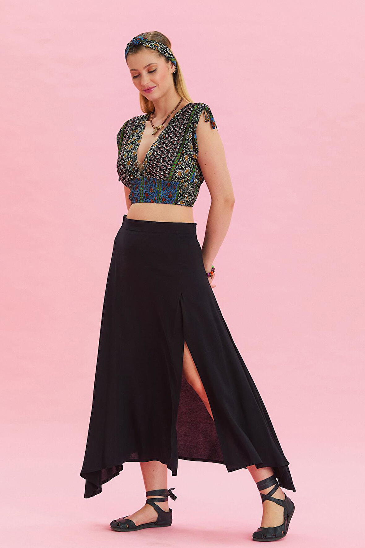 Fermuar Detaylı Yırtmaçlı Asimetrik Etek