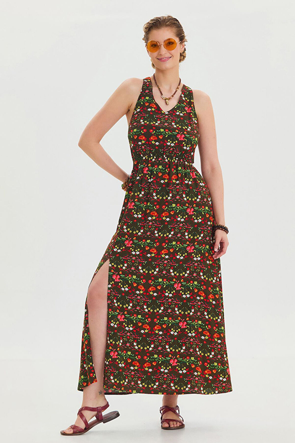 V Yaka Yırtmaçlı Günlük Elbise