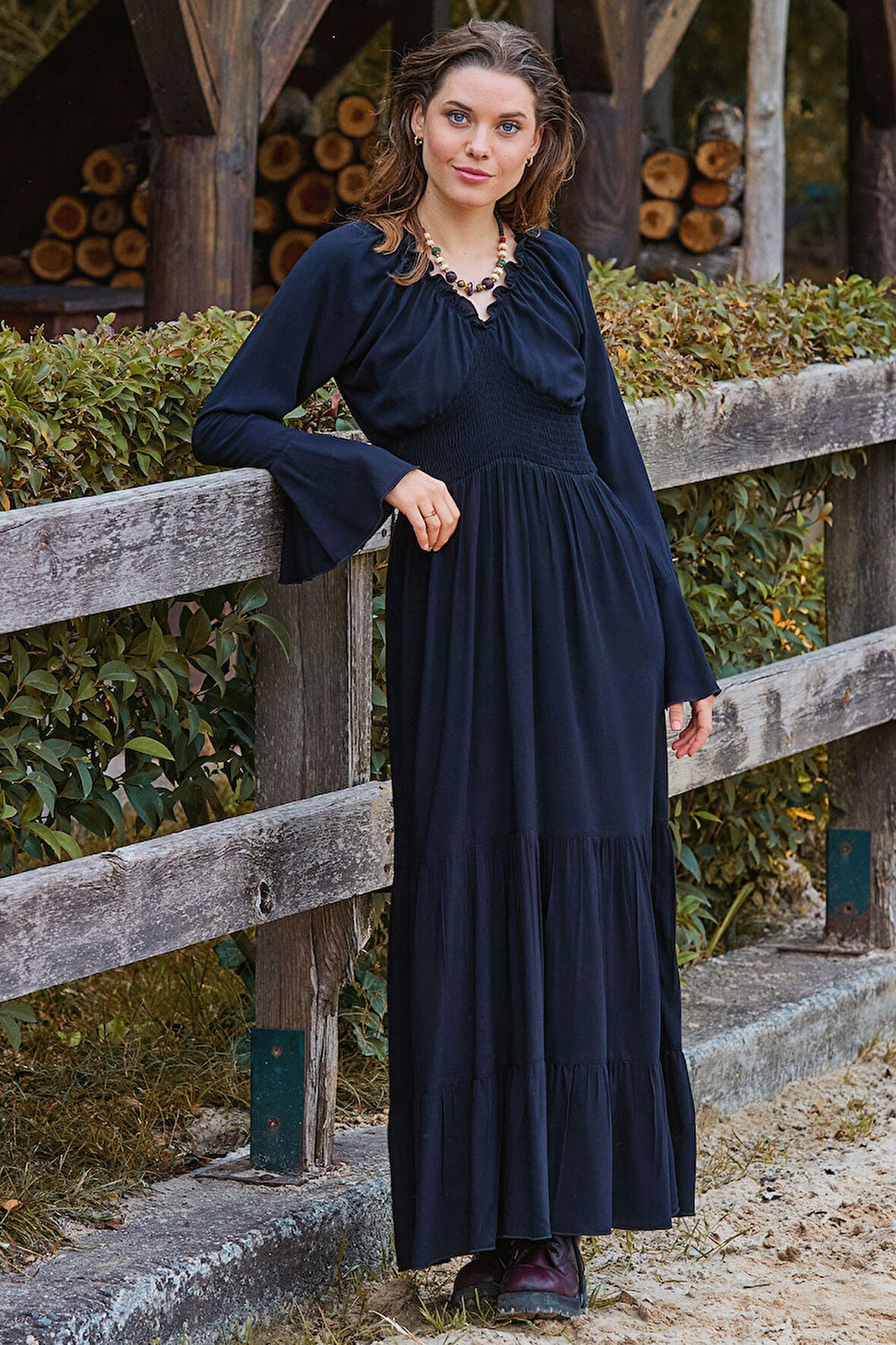 Yakası Lastikli İspanyol Kol Kışlık Elbise