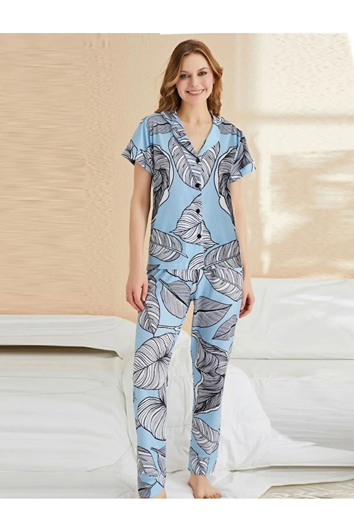 Mavi Yaprak Desenli Düğmeli 2'Li Kadın Pijama Takım