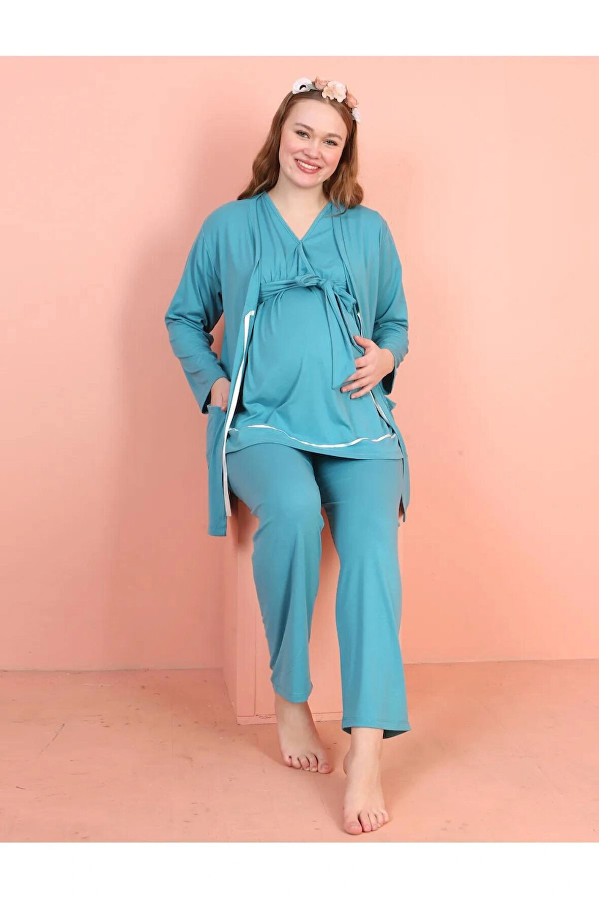 Hamile Uzun Kol Sabahlıklı Beyaz Şerit Dantel Detay Kruvaze Yaka 3 Lü Pijama Takımı