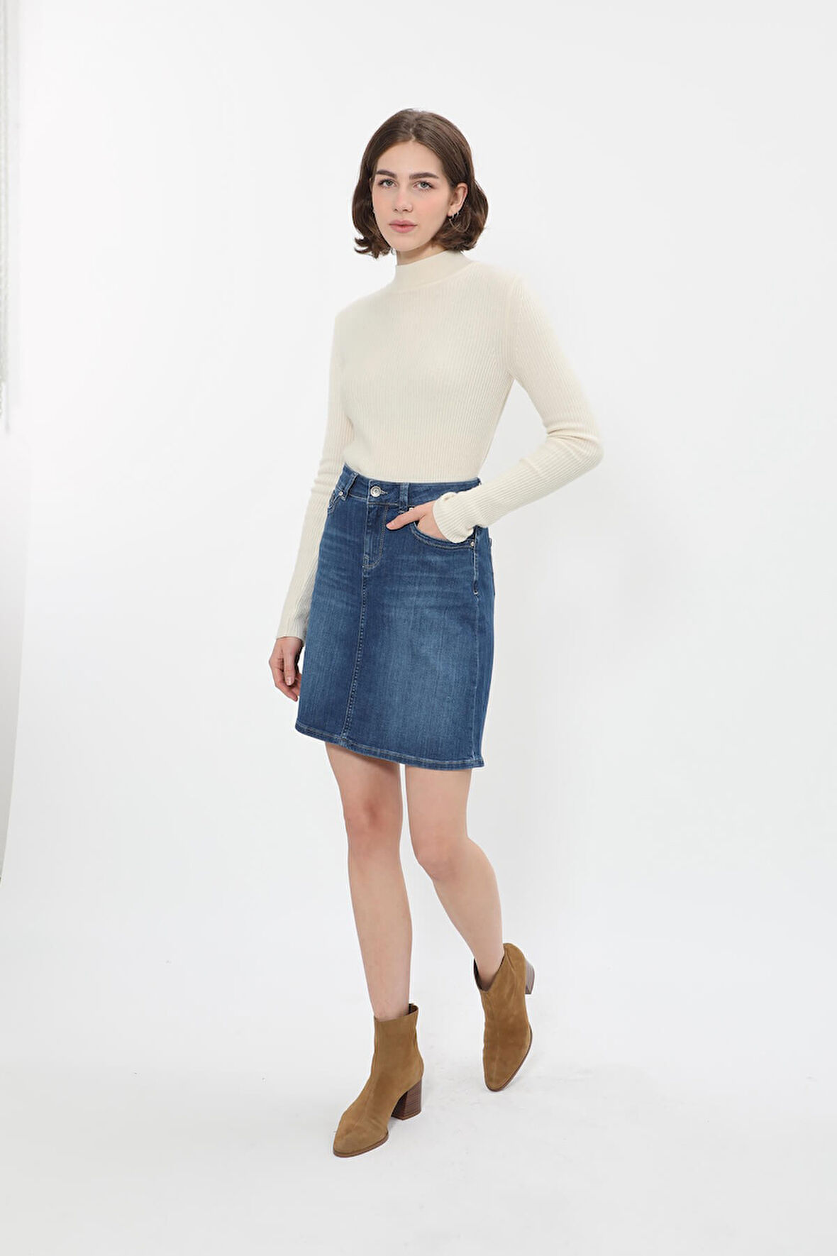 Blue White Kadın Jean Etek Diz Üstü